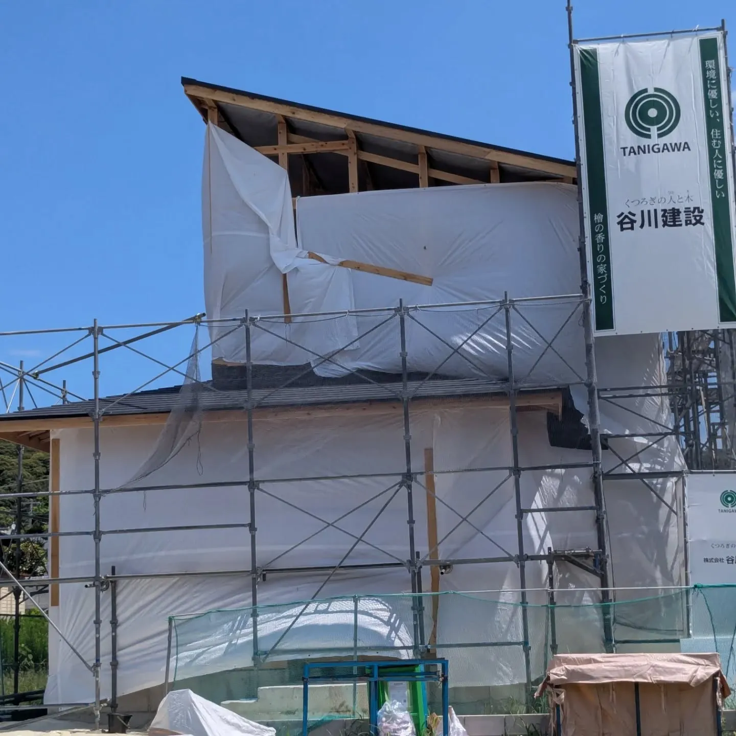 お盆明けから門司（もんじ）さんの下請けで谷川福岡２連棟で東区...